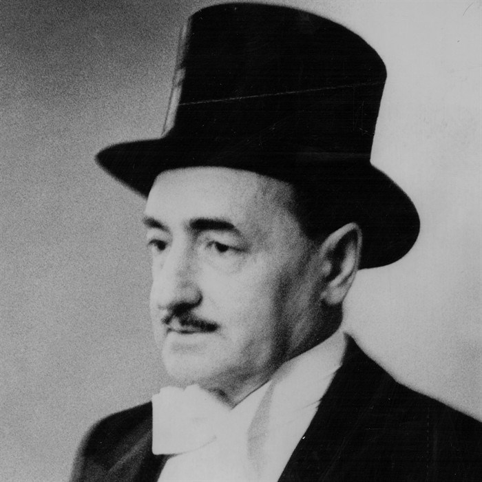 Una delle foto in mostra:<br>Quasimodo poco prima di ricevere il Premio Nobel il 10 dicembre 1959